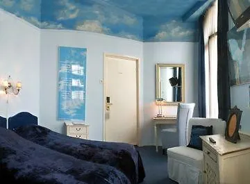 **** Hotel Maison Elle Amsterdam Netherlands